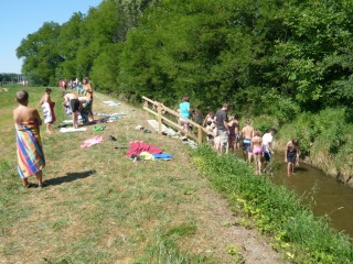 Badespaß im Loisbach