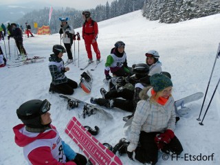 Die Gruppe der Snowboarder.....