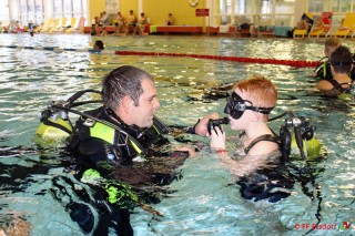 beim Rahmenprogramm wurden die Kids zum Taucher