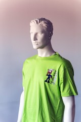 Das T-Shirt im Jungen/Herrenschnitt und